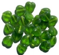 25 12mm Transparent Green Glass Heart Beads